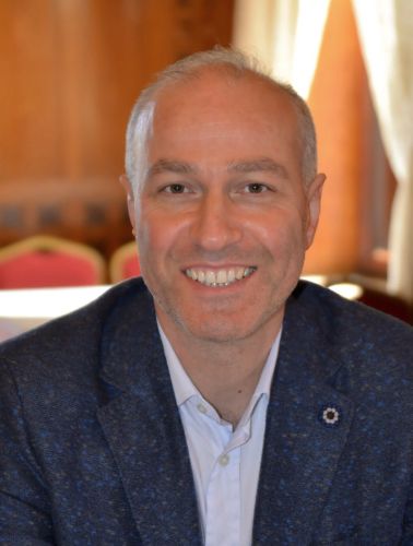 doç.dr.adnan demirci